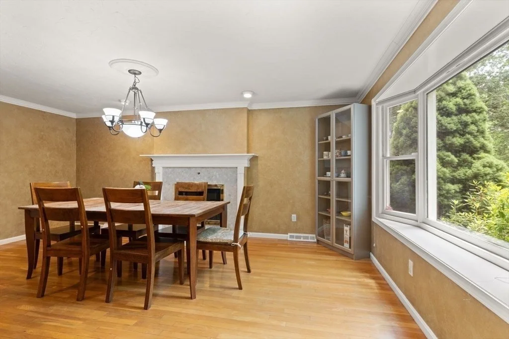 Photo of 35 Castle Dr