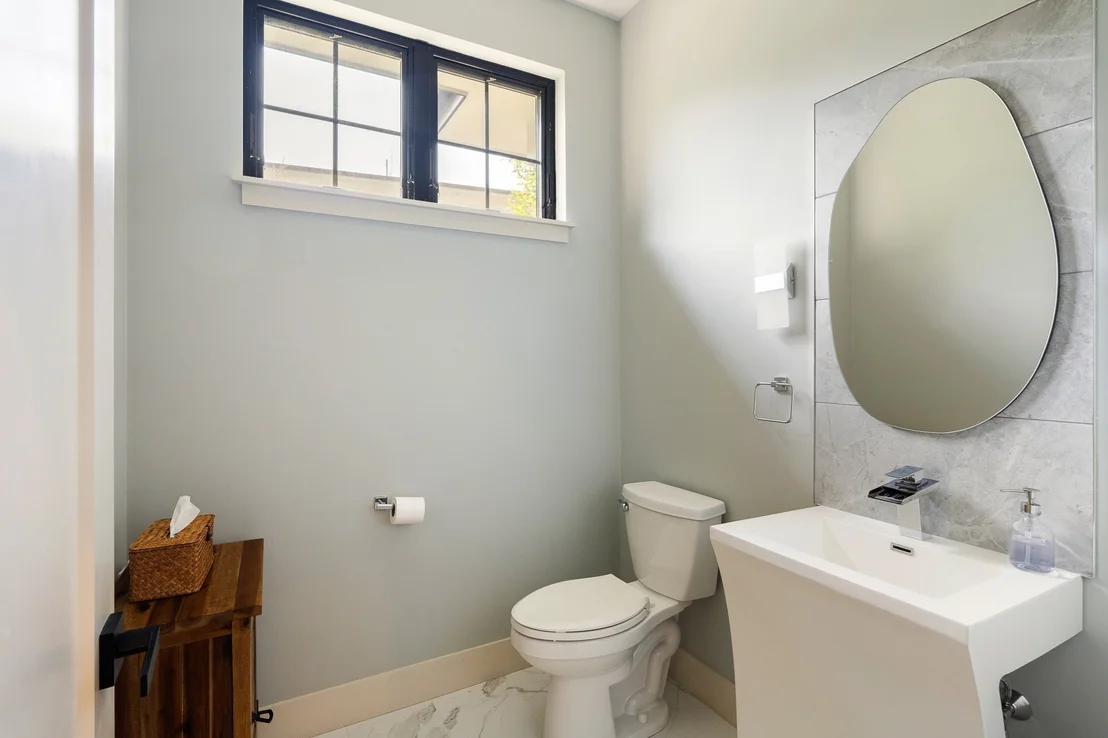 Photo of 32 Lantern Ln