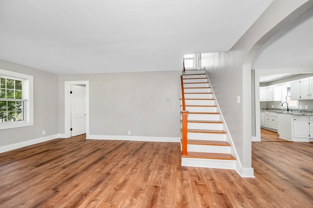 Photo of 15 Junior Avenue