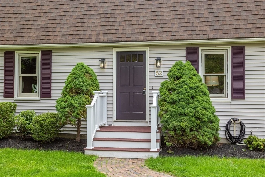 Photo of 52 Diana Dr