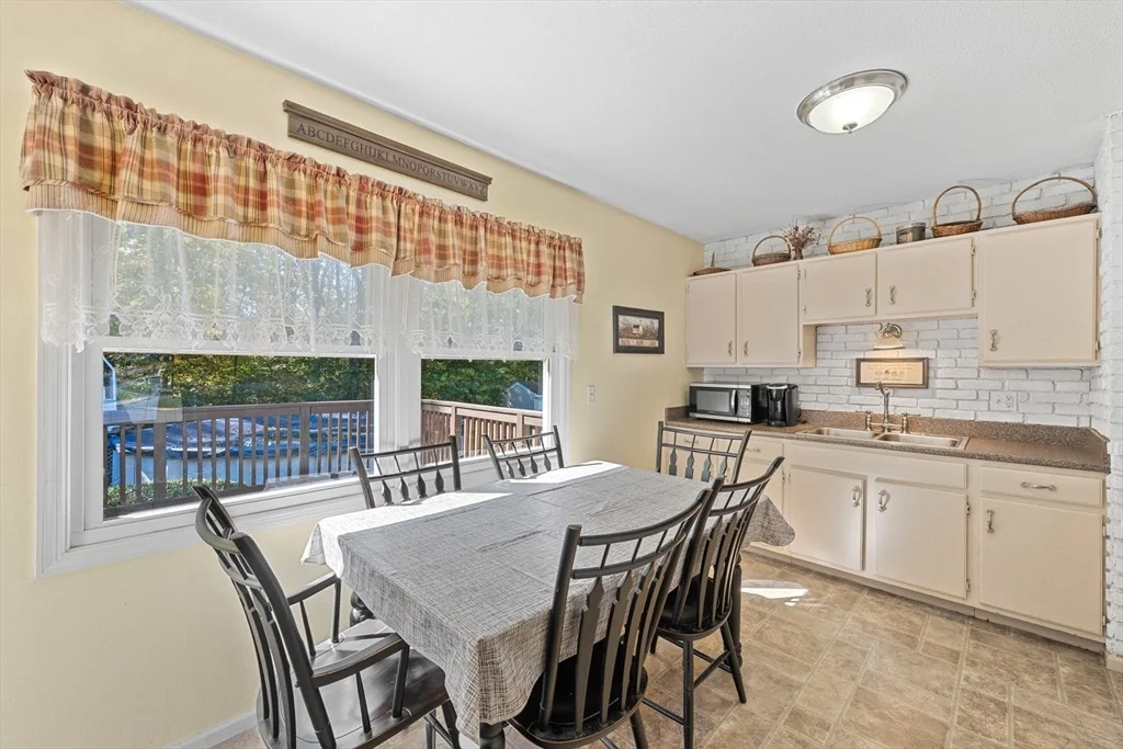 Photo of 6 Hingham Rd