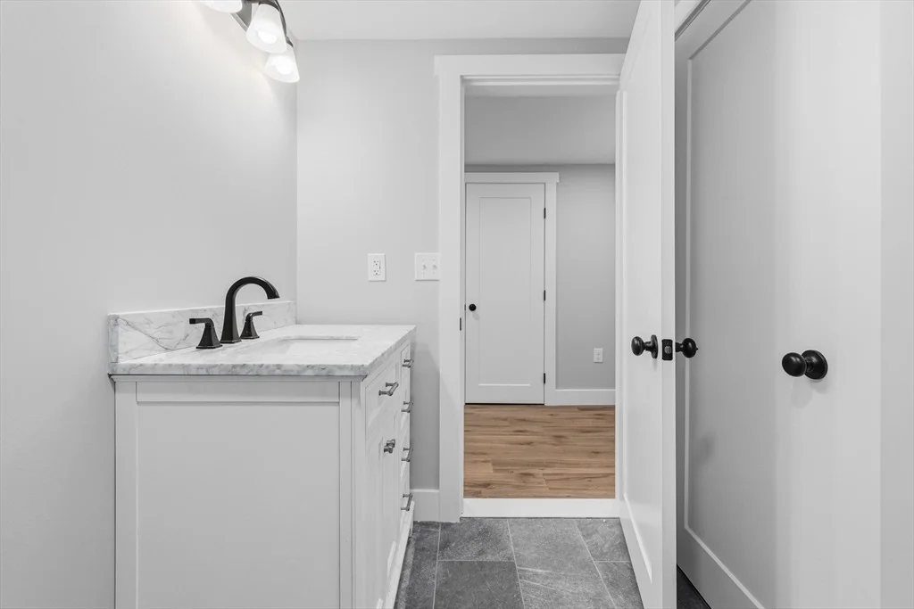Photo of 159 Walnut St