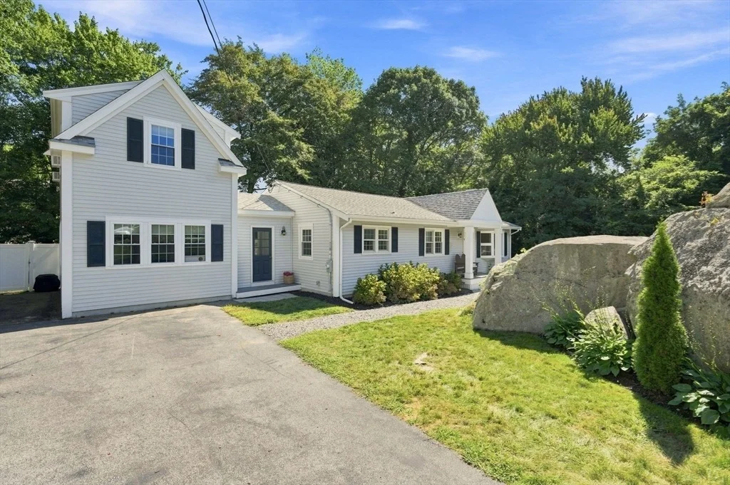 Photo of 19 Locust Rd