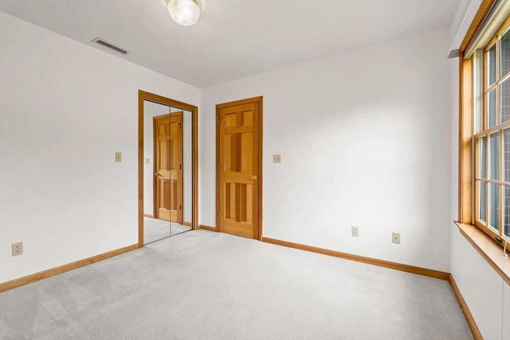 Photo of 33 Coventry Lane