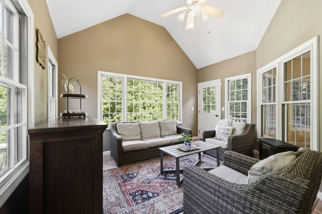 Photo of 2 Highview Circle
