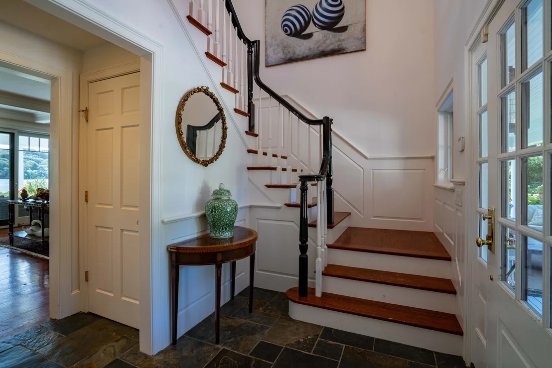 Photo of 1005 Main St