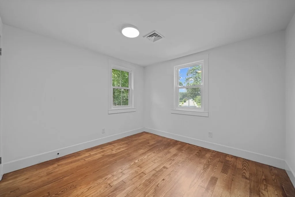 Photo of 96 Alden St