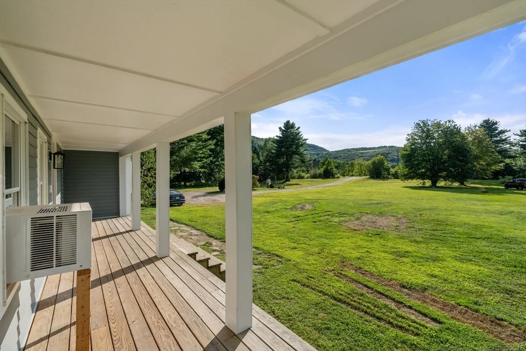 Photo of 487 Long Plain Rd
