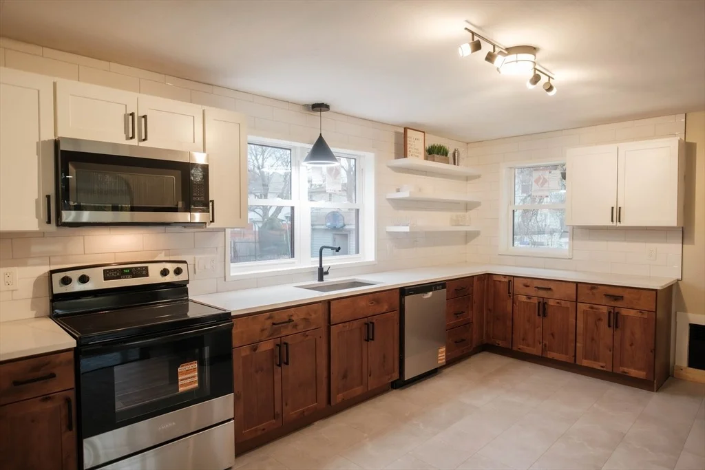 Photo of 181 Freeman Ter