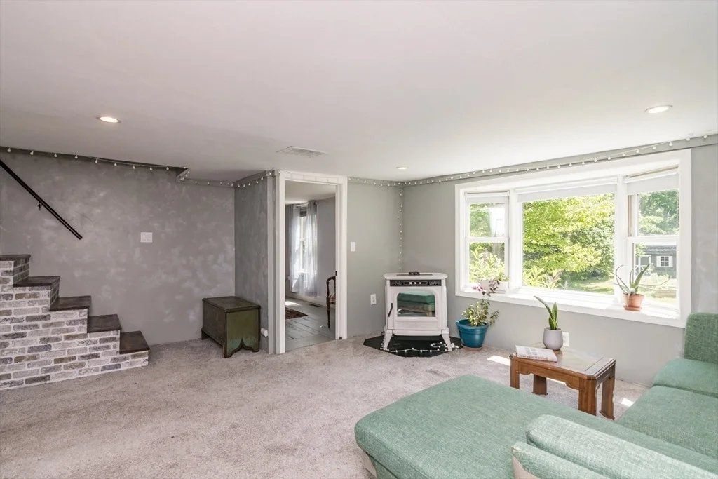 Photo of 44 Linseed Rd