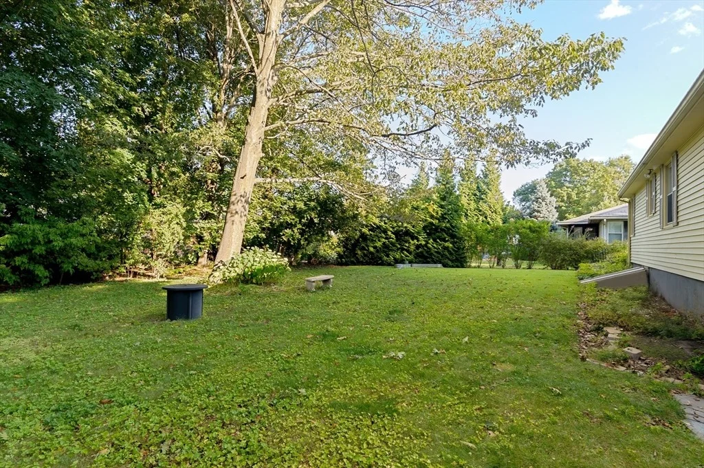 Photo of 93 Longmeadow Ave
