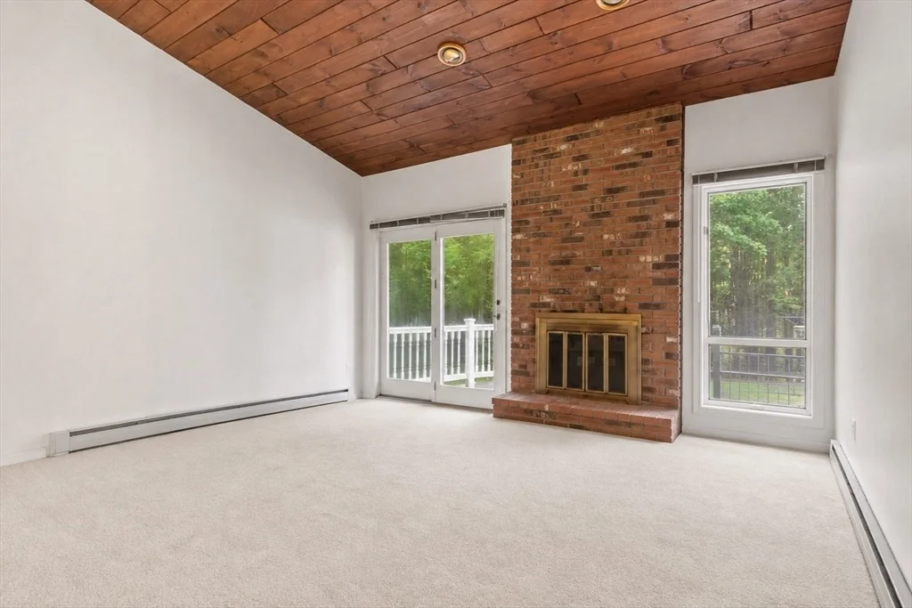 Photo of 99 Baptist Common Rd