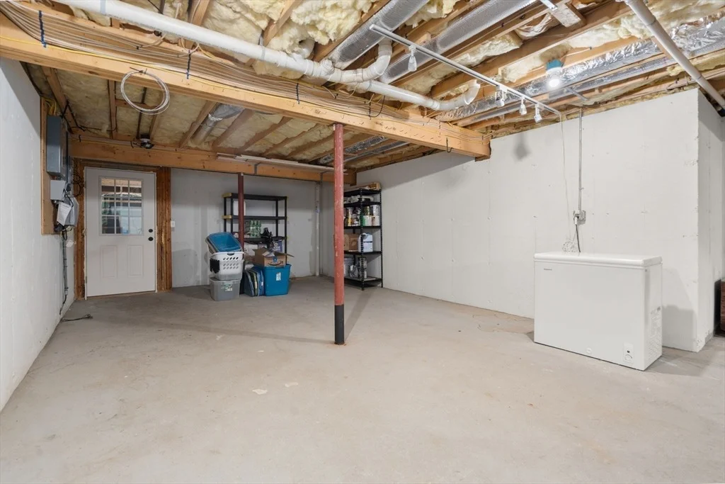 Photo of 145 Dexter Ln