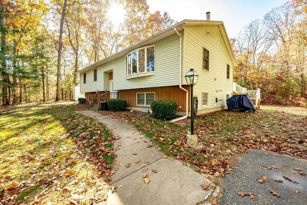 Photo of 76 Coffey Hill Rd