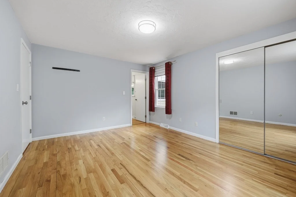 Photo of 6 Fox Hill Road