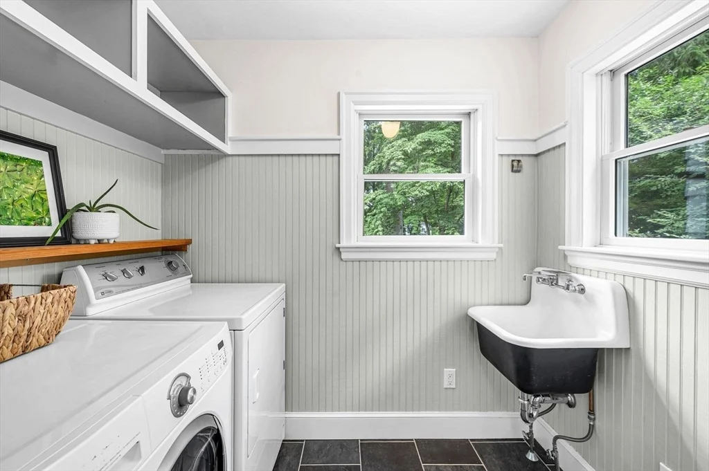 Photo of 28 Brittany Rd