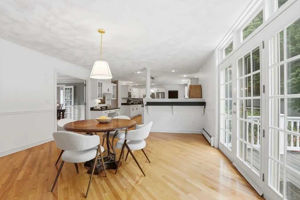 Photo of 4 Farnham Circle