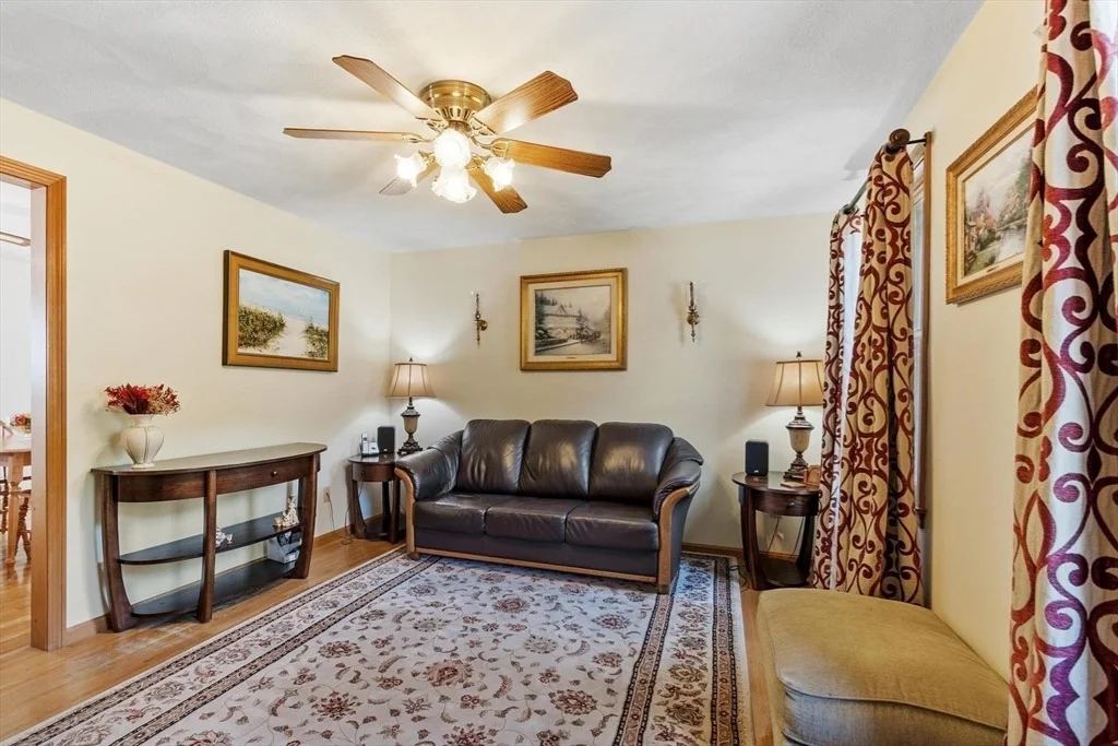 Photo of 47 Sequoia Dr