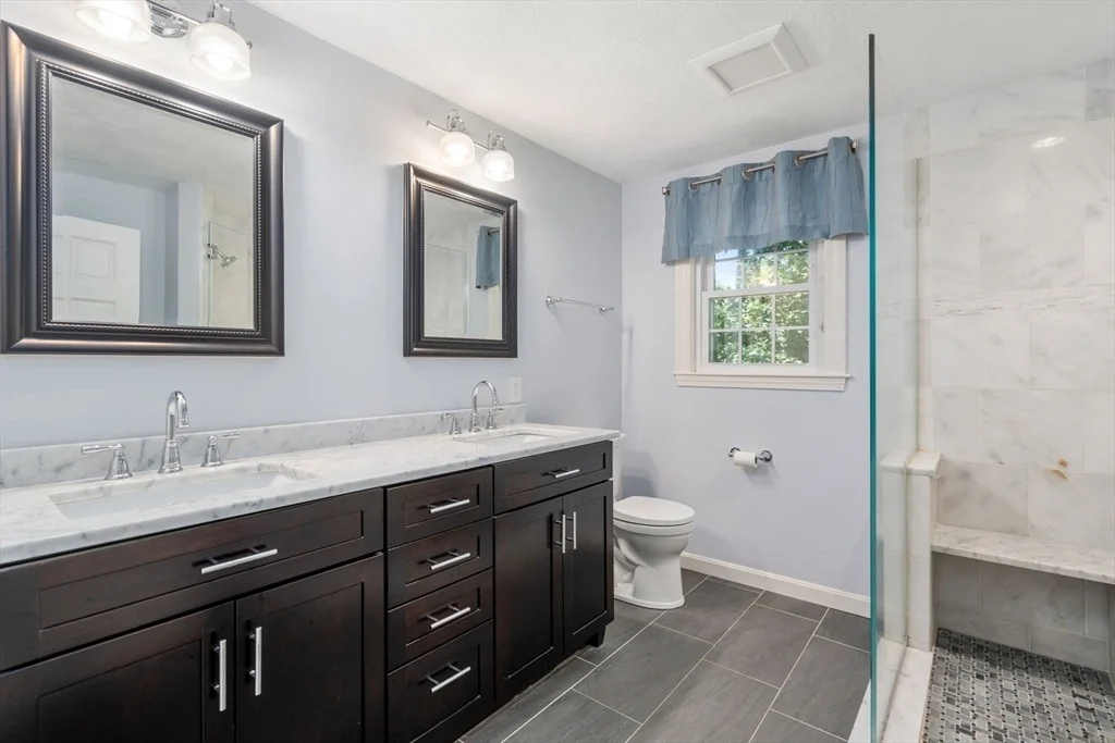 Photo of 40 Shadow Oak