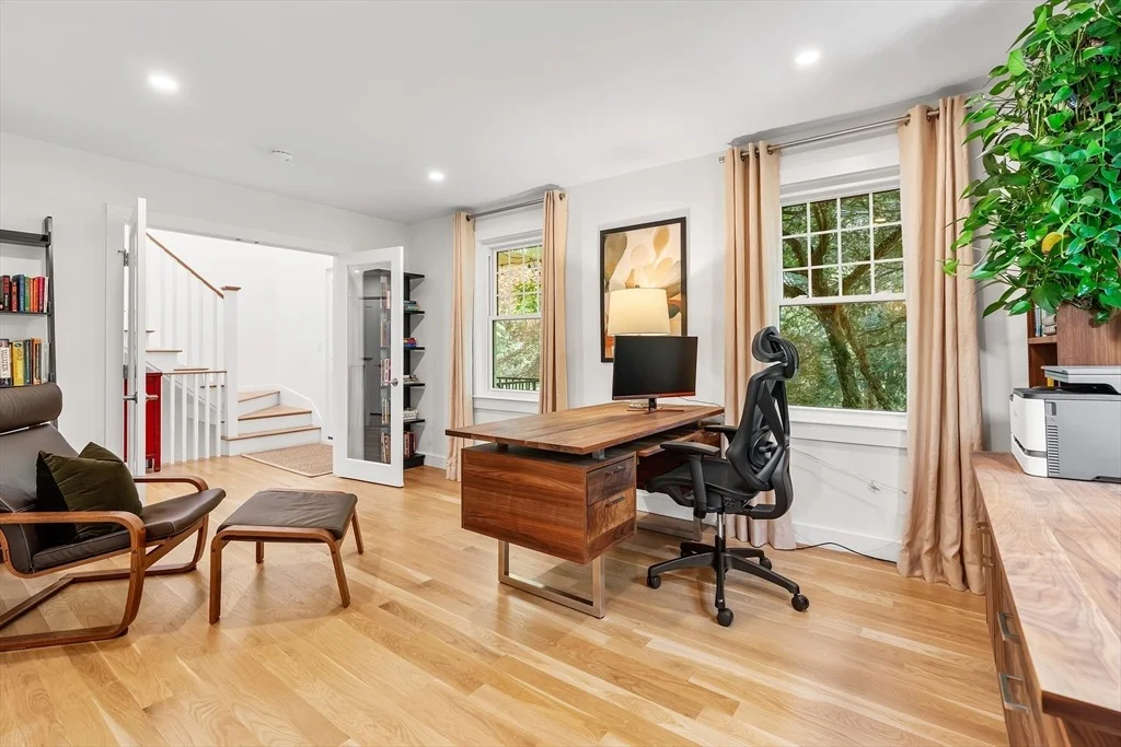 Photo of 334 Farm Road