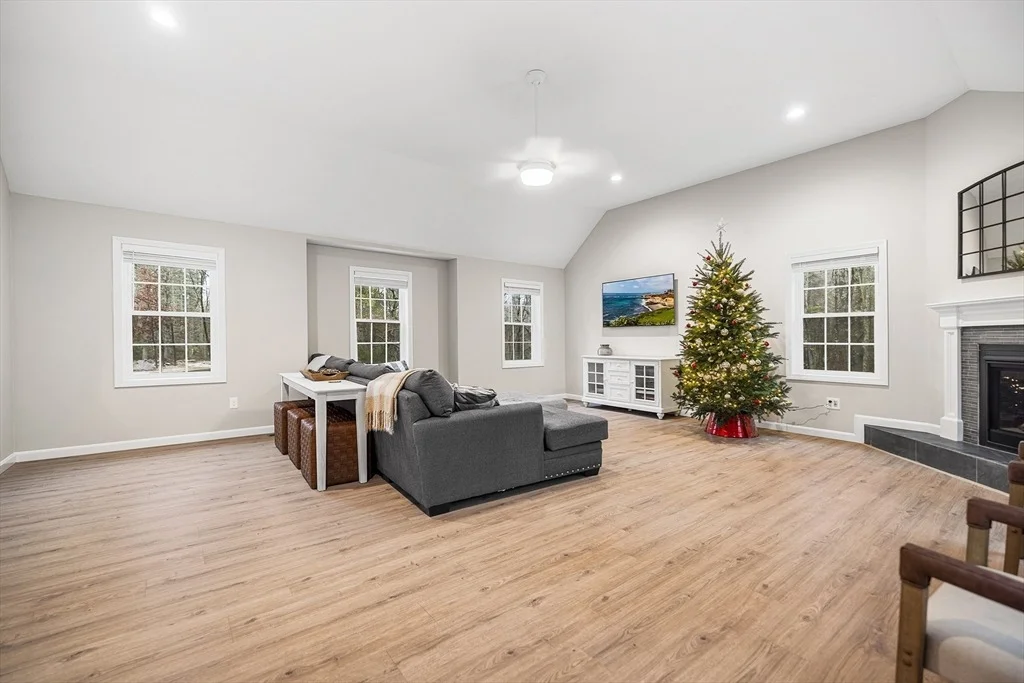 Photo of 48 Walnut St