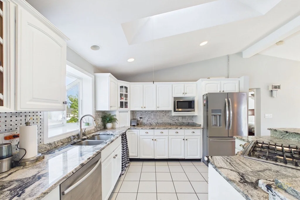 Photo of 6 Lighthouse Ln