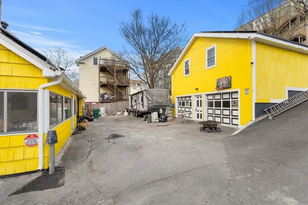 Photo of 129 High St