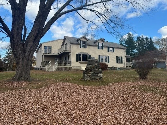 Photo of 390 Howe St