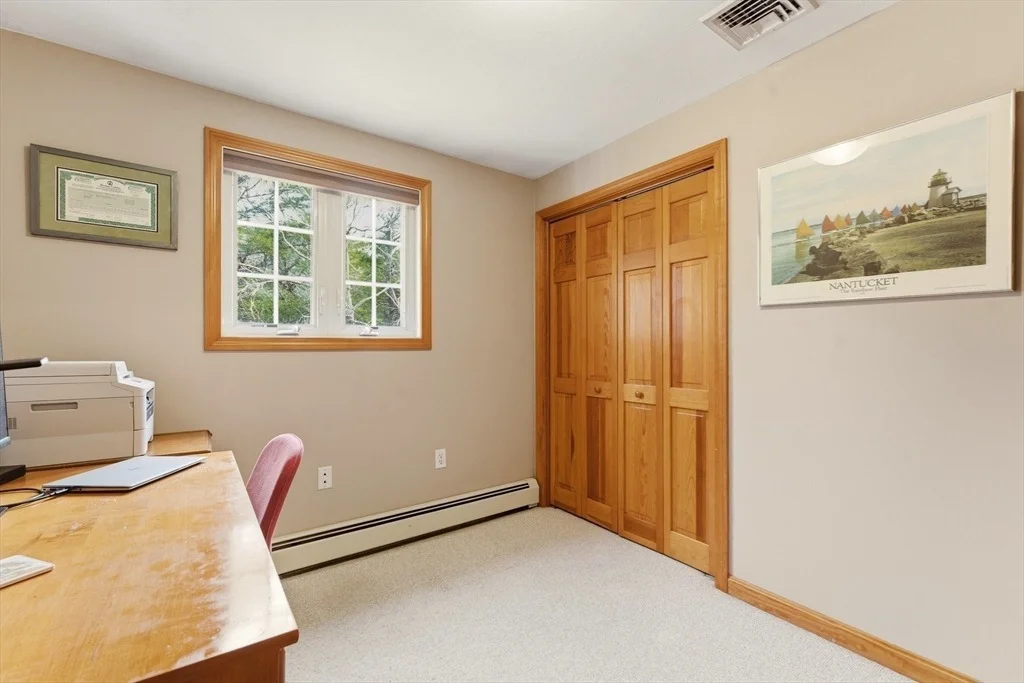 Photo of 30 Millstone Ln