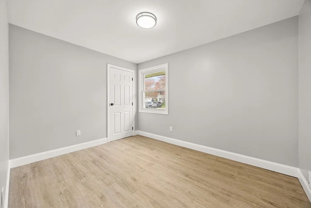 Photo of 122 Sinclair Rd