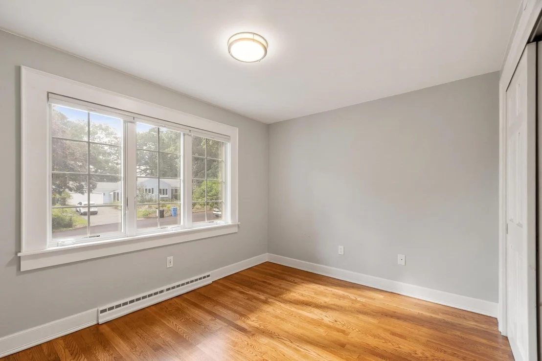 Photo of 9 Lantern Rd