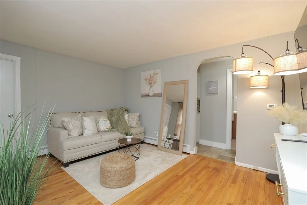 Photo of 140 Eddy St