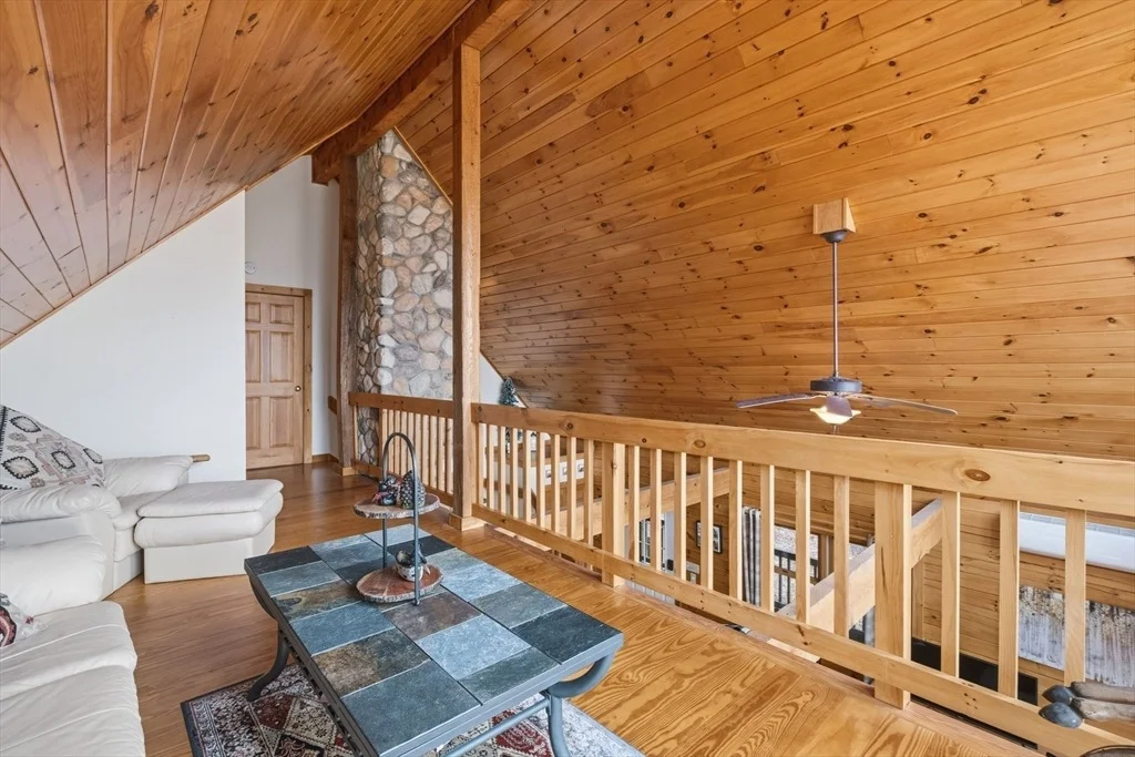 Photo of 139 Ledgeview Shore Dr