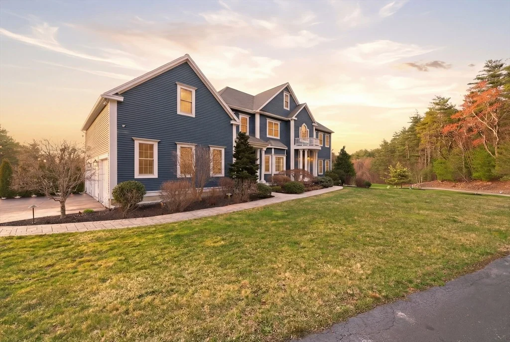 Photo of 25 Collins Rd