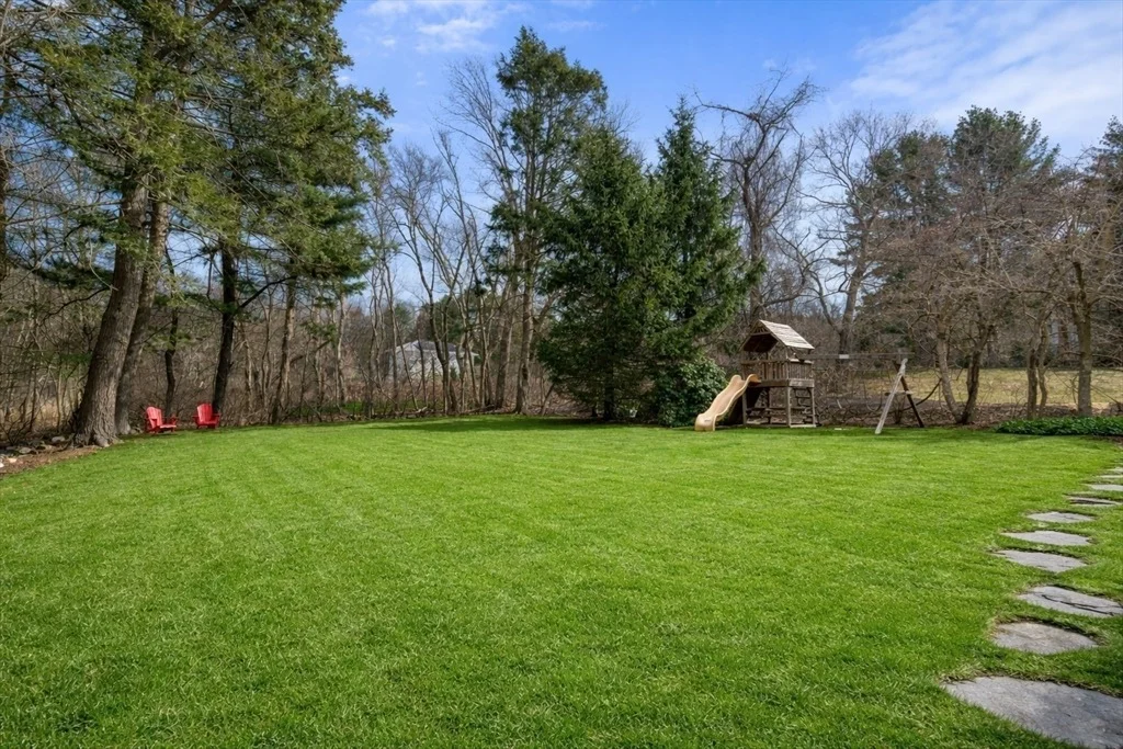 Photo of 64 Oak Street