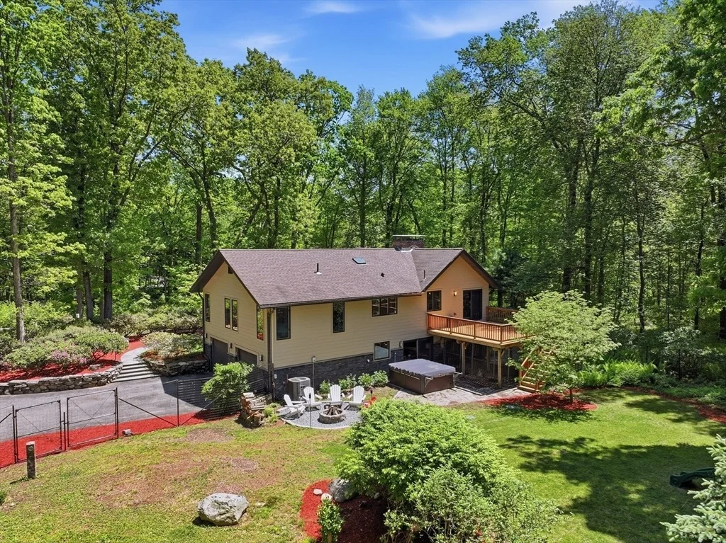 Photo of 26 Dennis Circle