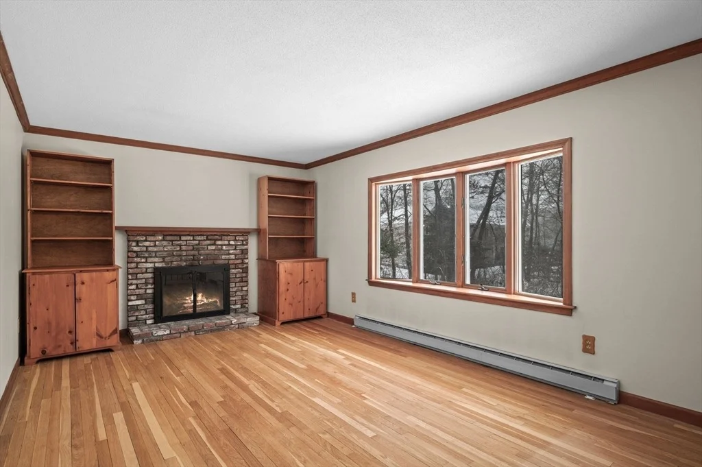Photo of 90 Topsfield Rd