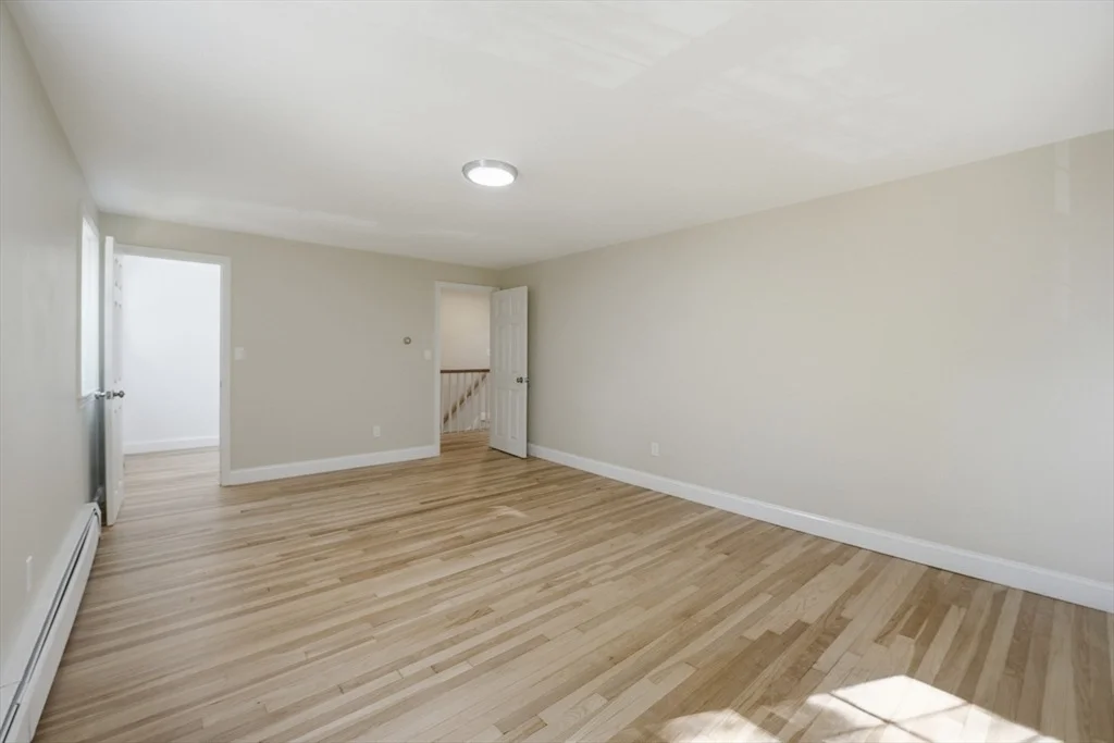 Photo of 3 Jonathan Ln