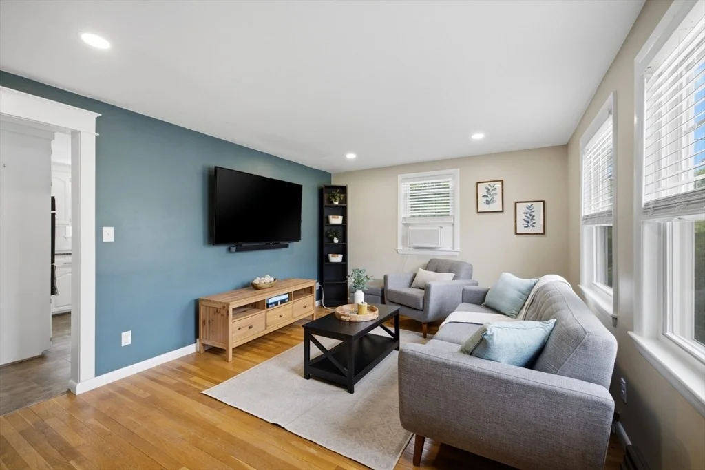Photo of 9 Claude Rd