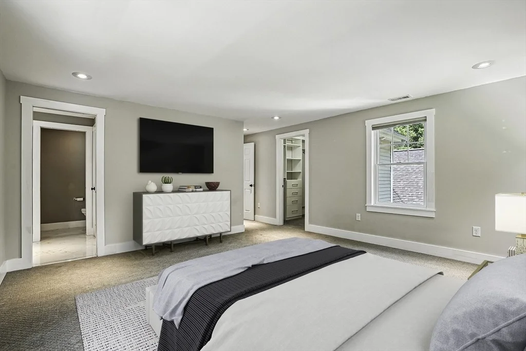 Photo of 40 Newbridge Rd