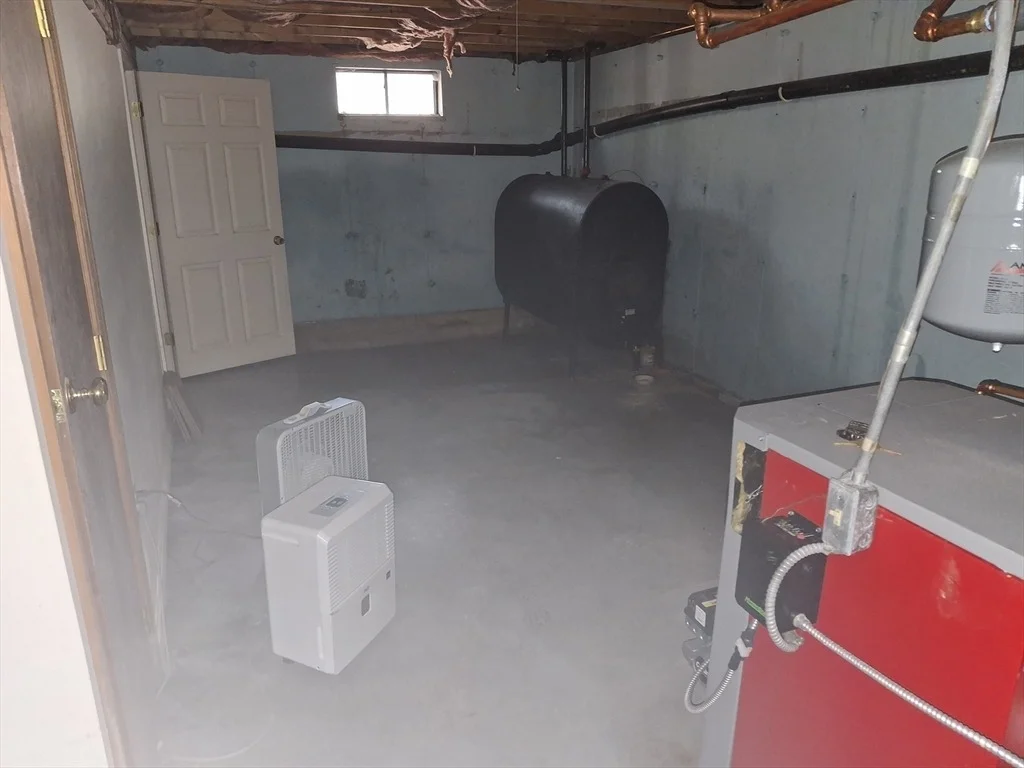 Photo of 8 Laurel Dr