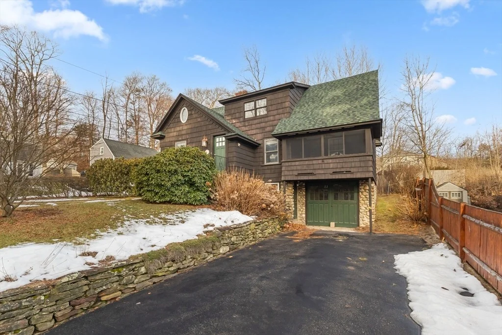 Photo of 18 Windemere Road