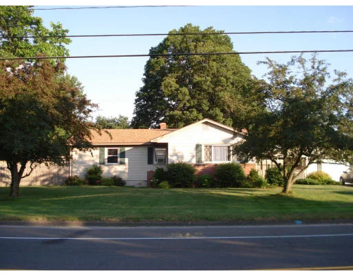Photo of 1237 Burnett Rd