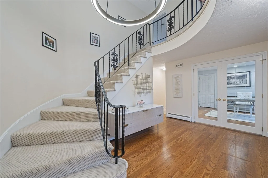 Photo of 42 Eisenhower Dr