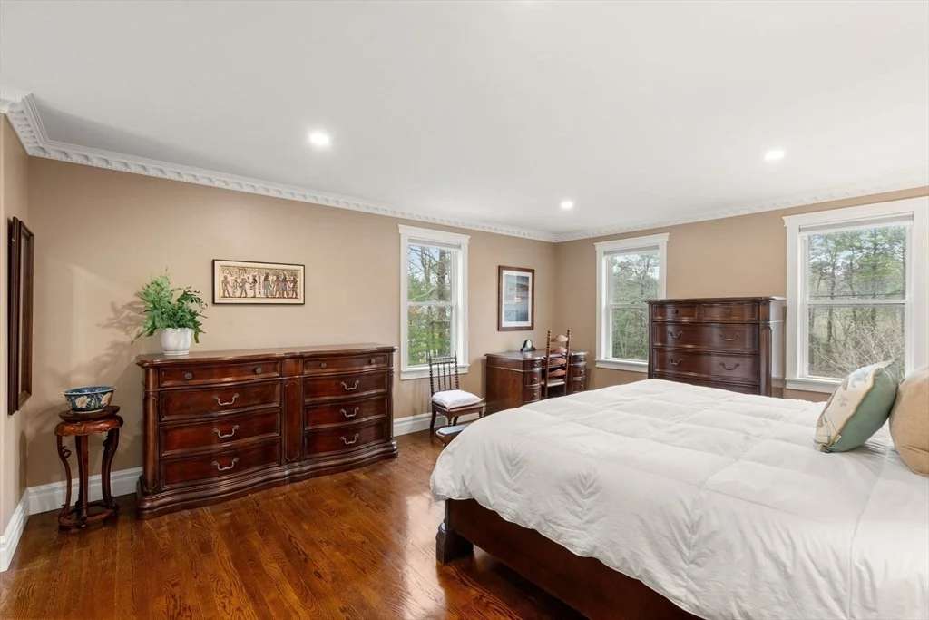 Photo of 57 Fairhaven Ln