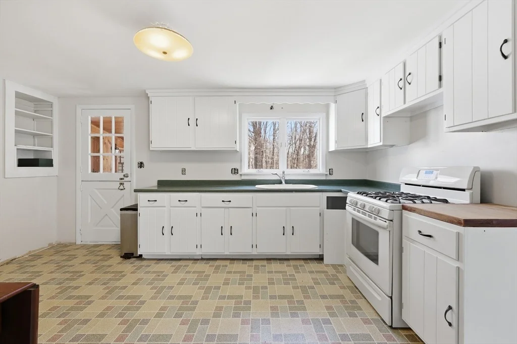 Photo of 240 Upper Rd