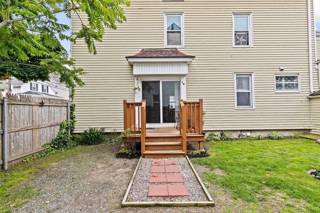 Photo of 93 Warren St.