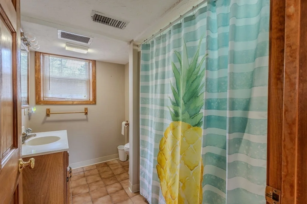 Photo of 46 Puritain Drive