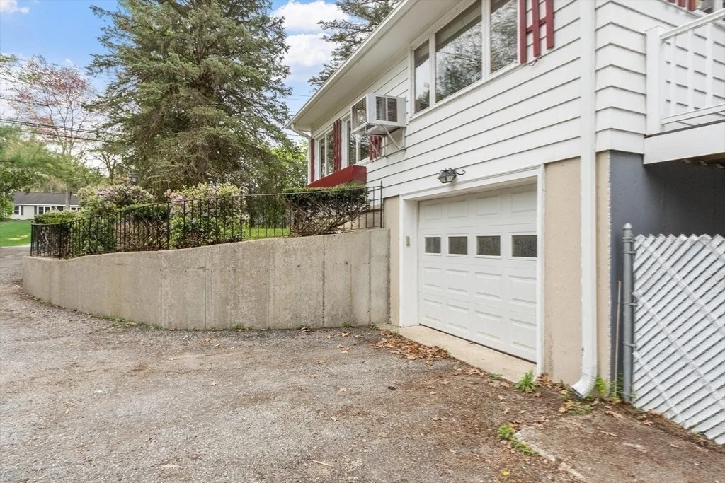 Photo of 108 Lowell Rd