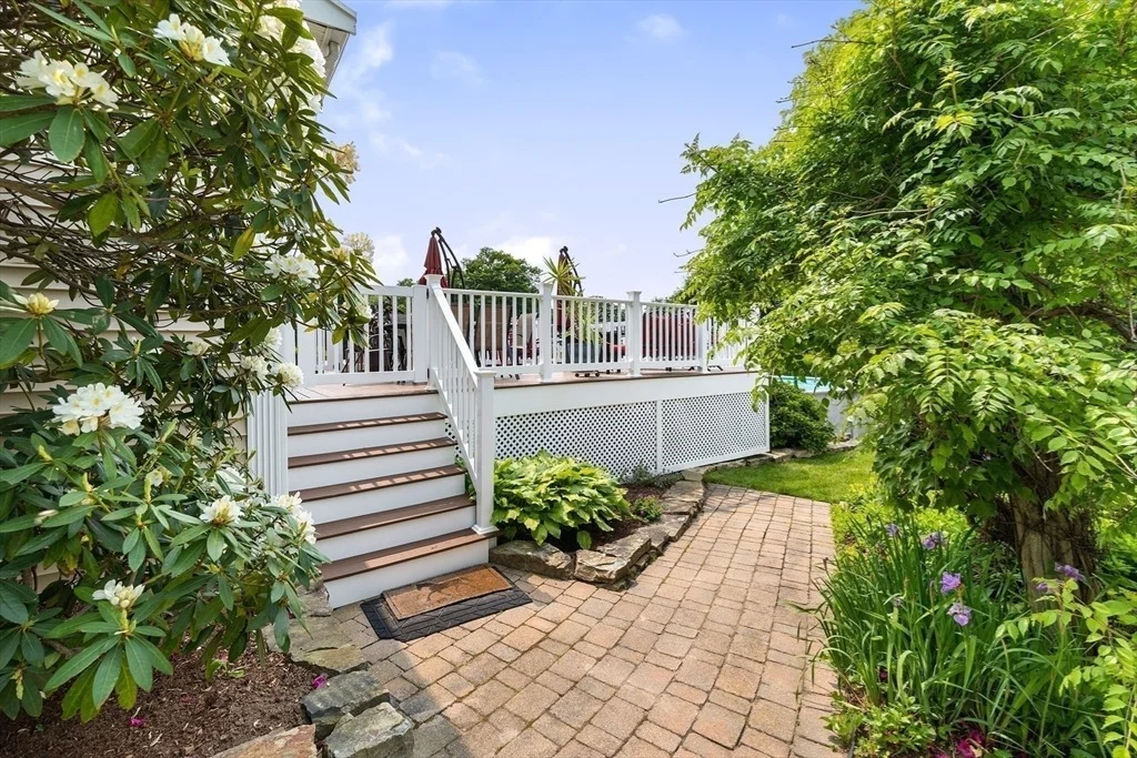 Photo of 37 Maple Street